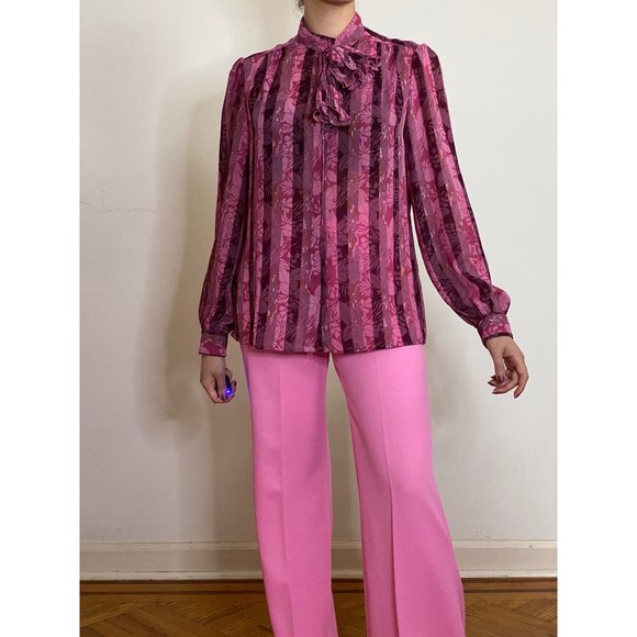 (SOLD ) 80'S Pink Floral Jabot/Ascot Bow Long Sleeve Blouse (S) - Picture 7 of 8